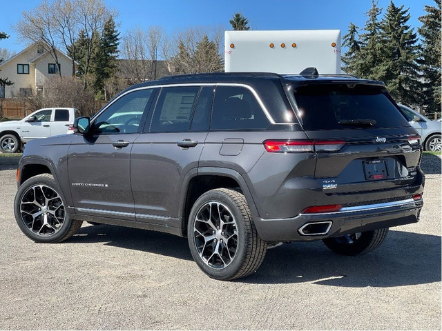2025 Jeep Grand Cherokee Summit Reserve in Cars & Trucks in Calgary - Image 3