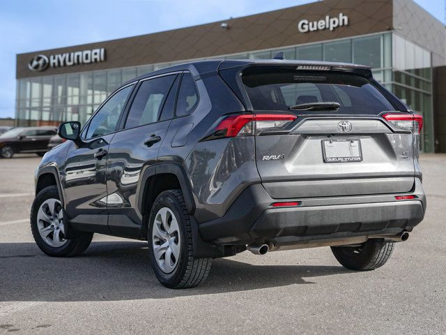 2022 Toyota RAV4 LE AWD | Heated Seats | Lane Keeping | CarPlay in Cars & Trucks in Guelph - Image 4