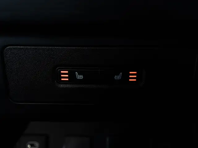 2023 Land Rover Defender 110 SE/PANO/360 CAM/MERIDIAN/CARPLAY/CL in Cars & Trucks in Mississauga / Peel Region - Image 30