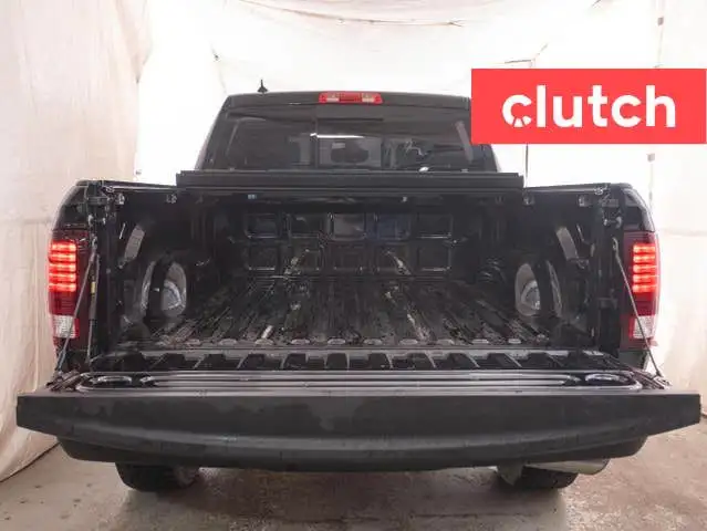 2022 Ram 1500 Classic Warlock Crew Cab 4x4 w/ Apple CarPlay & An in Cars & Trucks in City of Toronto - Image 39