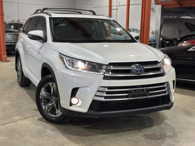 2018 TOYOTA Highlander Hybrid Limited in Cars & Trucks in City of Montréal - Image 4