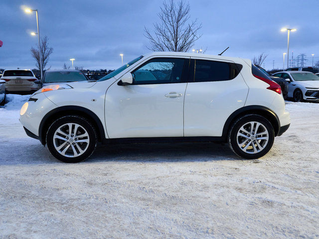 2013 Nissan JUKE SV | Awd | Bluetooth | Cloth Interior in Cars & Trucks in Edmonton - Image 3