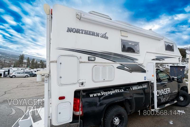 2019 Northern Lite Northern Lite 9.6 Wet Bath SE in Travel Trailers & Campers in Kelowna - Image 2