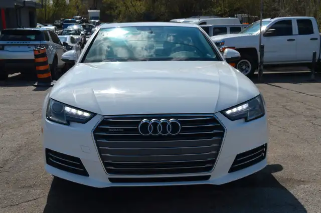 2017 Audi A4 4dr Sdn Auto Komfort quattro in Cars & Trucks in Markham / York Region - Image 9