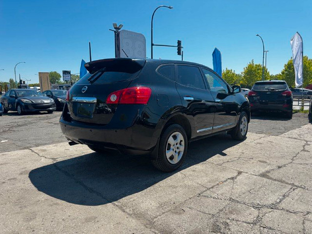 2013 Nissan RogueS** in Cars & Trucks in City of Montréal - Image 3