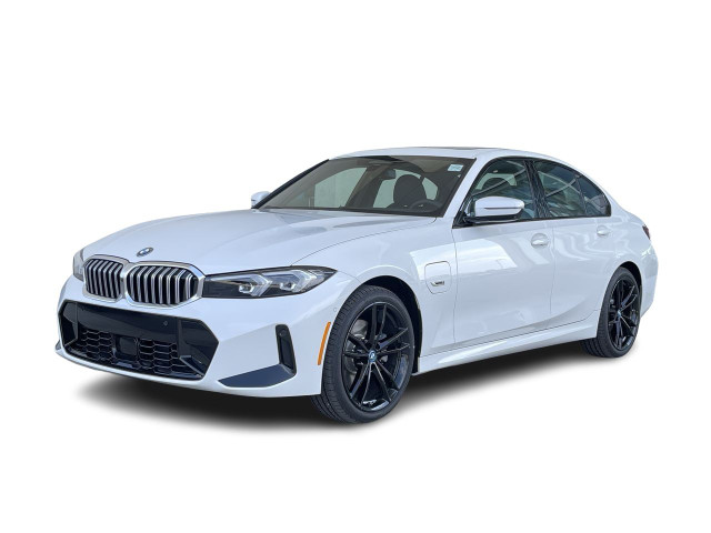 2023 BMW 3 Series in Cars & Trucks in Calgary - Image 3