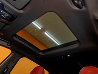 Wow! À voir! / Come see it! **Hybride rechargeable / Plug-in Hybrid** BAS KILOMÉTRAGE / LOW MILEAGE.... (image 3)