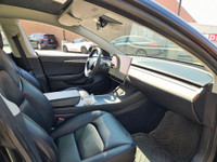 This stunning TESLA MODEL 3 is a perfect mix of modern style and cutting-edge technology. Boasting a... (image 8)