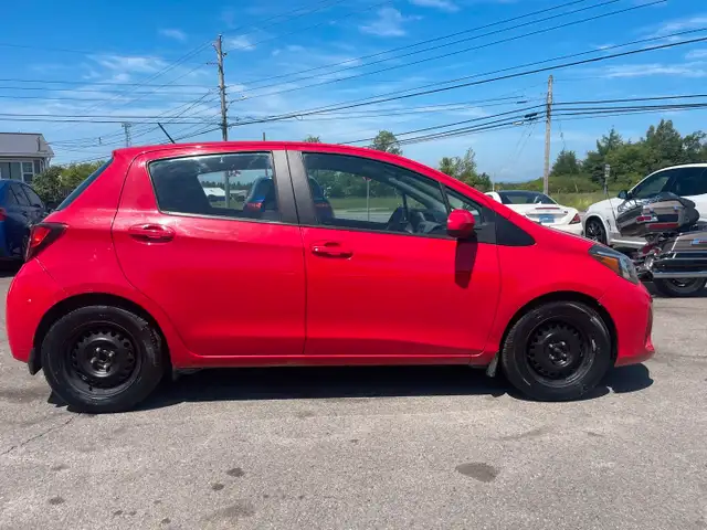 2015 Toyota Yaris LE 5-DOOR / BRAND NEW TIRE / AMAZING ON FUEL /62937538186755121