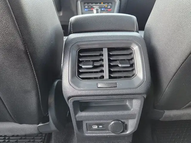 2022 Volkswagen Tiguan Comfortline in Cars & Trucks in Calgary - Image 31