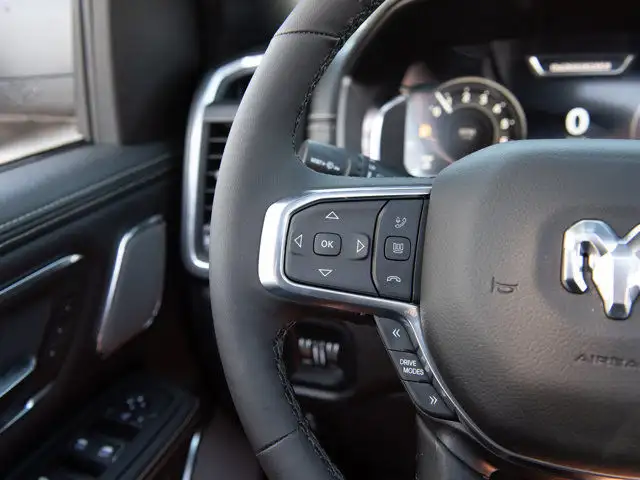 2025 Ram 1500 Laramie 4x4, 22 Inch Wheels, 33 Inch Tires in Cars & Trucks in Calgary - Image 16
