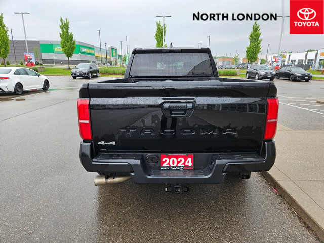 2024 Toyota Tacoma CLEAN CARFAX - ONE OWNER - AFTERMARKET TIR... in Cars & Trucks in London - Image 3