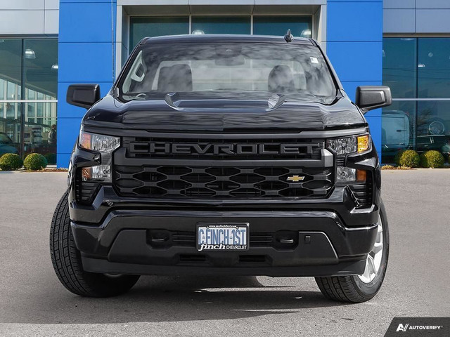 2024 Chevrolet Silverado 1500 Custom in Cars & Trucks in London - Image 2