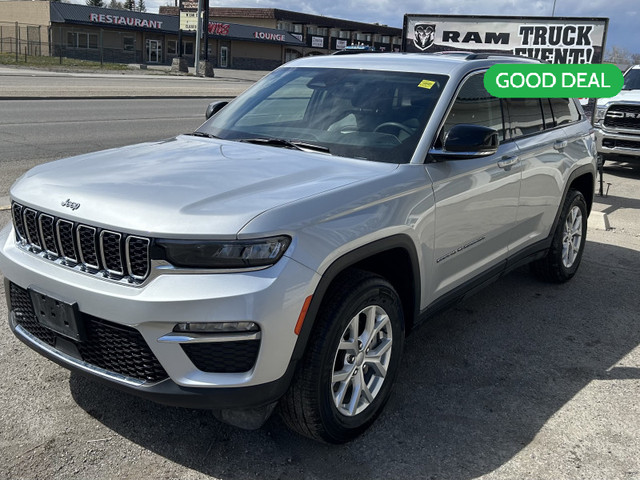2023 Jeep Grand Cherokee Limited - Leather Seats in Cars & Trucks in Lethbridge - Image 3