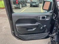 Recent Arrival! 2018 Jeep Wrangler Sport Pentastar 3.6L V6 VVT 4WD A/C Refrigerant, Air Conditioning... (image 9)