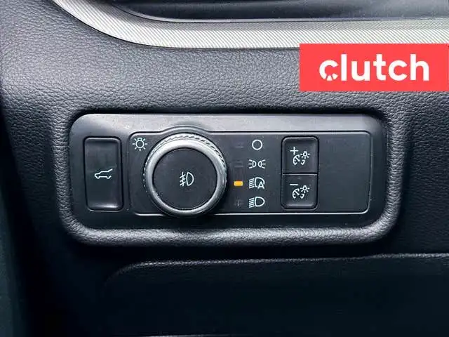 2021 Ford Explorer XLT 4WD w/ Apple CarPlay, Heated Front Seats, in Cars & Trucks in Ottawa - Image 25