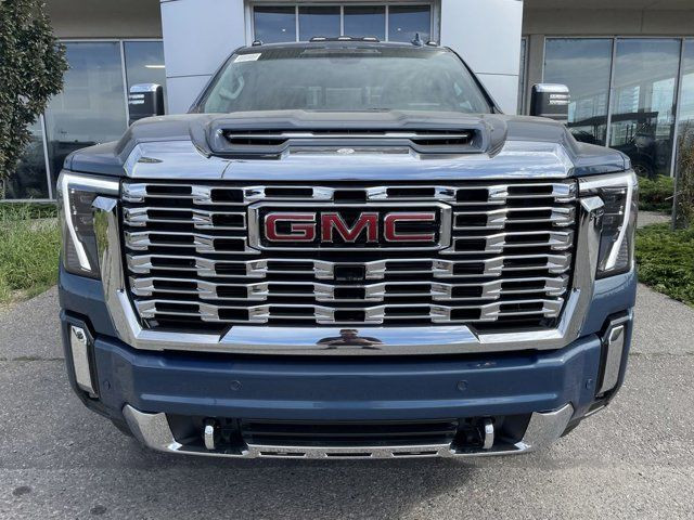 2025 GMC Sierra 3500HD Denali in Cars & Trucks in Calgary - Image 2