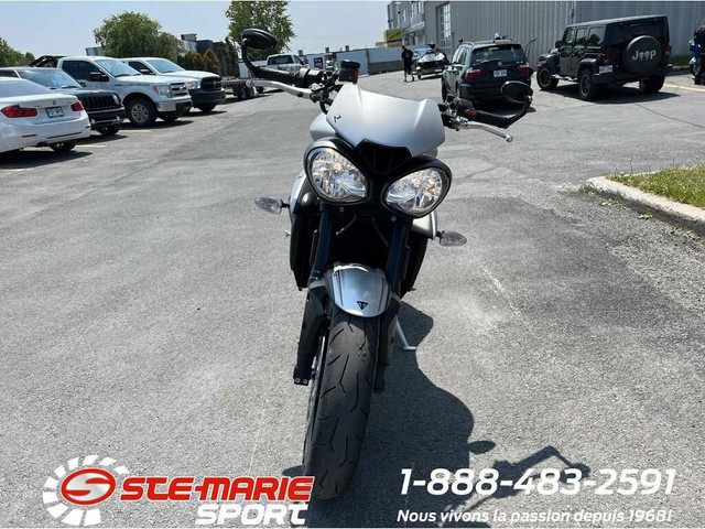  2019 Triumph Street Triple R in Sport Bikes in Longueuil / South Shore - Image 3