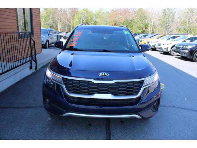 2021 Kia Seltos LX dans Autos et camions  à Fredericton - Image 4