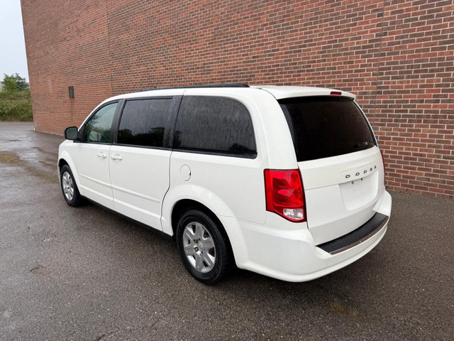 2012 Dodge Grand Caravan SXT |STOW N GO|MULTI-FUNCTION STEERING  in Cars & Trucks in Oshawa / Durham Region - Image 4