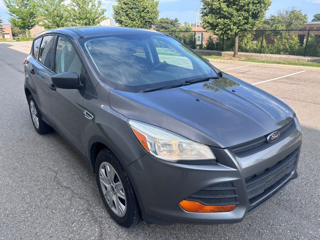 2013 Ford Escape S 4dr Front-wheel Drive Automatic in Cars & Trucks in Mississauga / Peel Region - Image 2