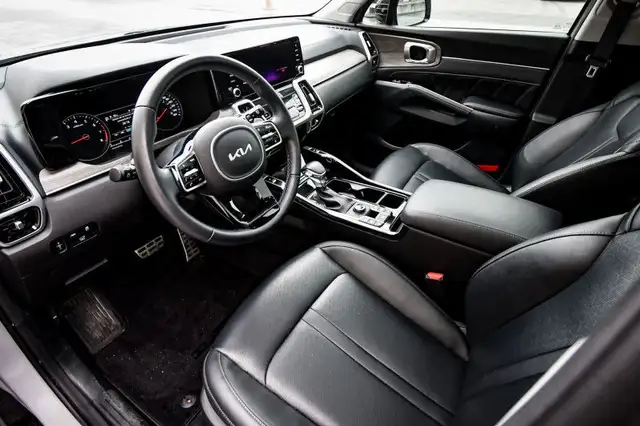 2022 Kia Sorento EX • SUNROOF • POWER LIFTGATE • CP/AA • HEATED  in Cars & Trucks in Kingston - Image 13