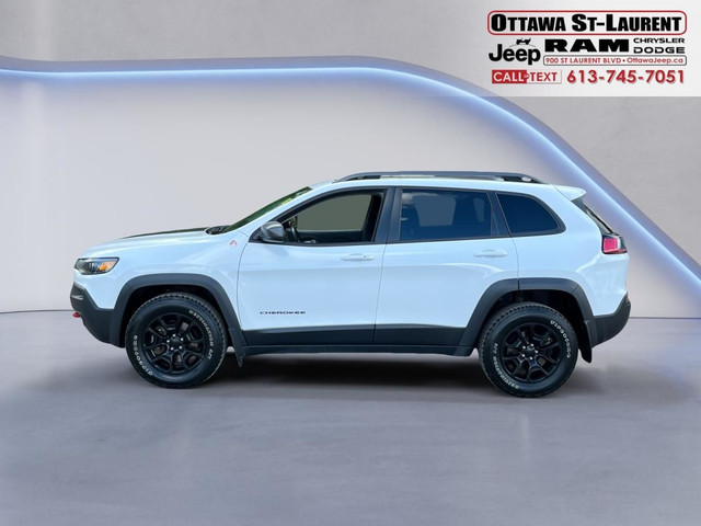 2021 Jeep Cherokee 4x4 Trailhawk in Cars & Trucks in Ottawa - Image 2