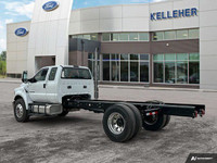 This FORD MEDIUM TRUCK F-750 has a dependable 6.7 Liter engine powering it's polished transmission.... (image 2)