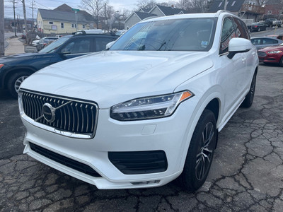 2020 Volvo XC90 T6 Momentum 6 Passenger