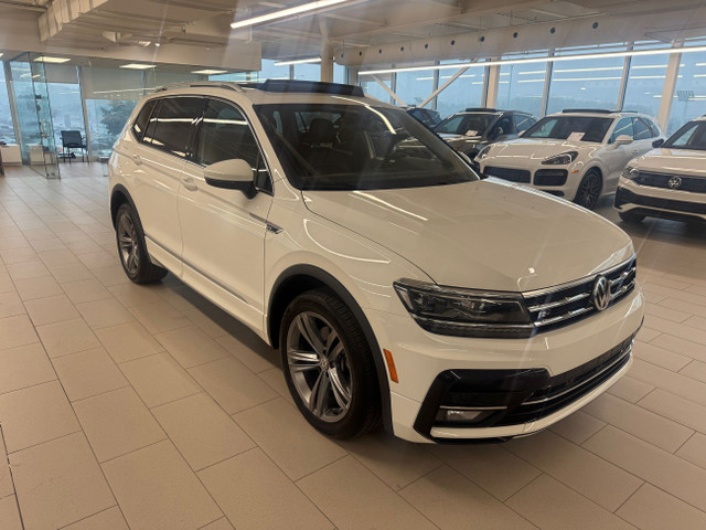 2021 Volkswagen Tiguan Highline r-line package in Cars & Trucks in Laval / North Shore