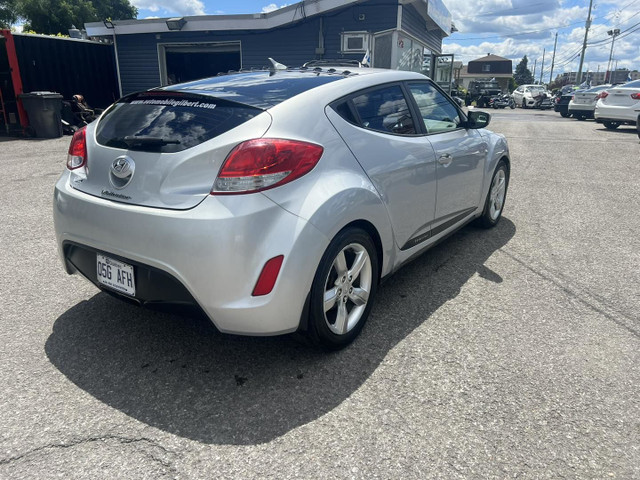 2015 Hyundai Veloster . in Cars & Trucks in West Island - Image 4