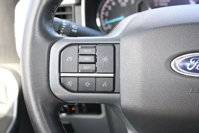 2023 Ford F-150 XLT in Cars & Trucks in Mississauga / Peel Region - Image 14
