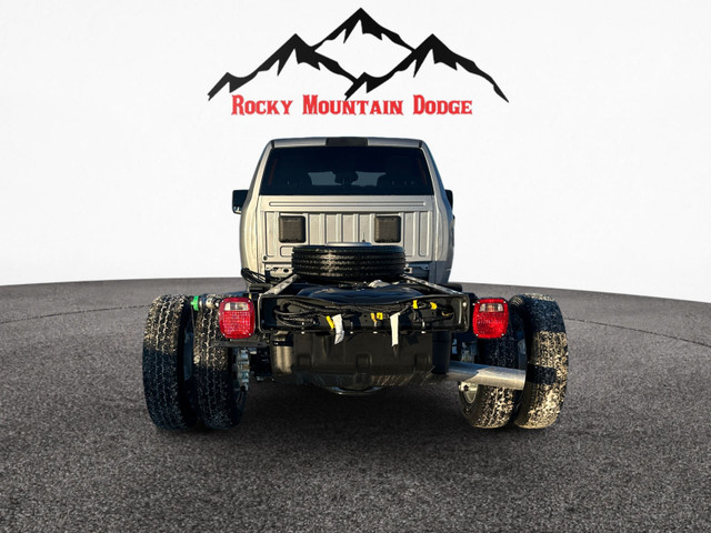 2024 RAM 5500 CAB CHASSIS TRADESMAN CREW CAB DIESEL in Cars & Trucks in Red Deer - Image 3