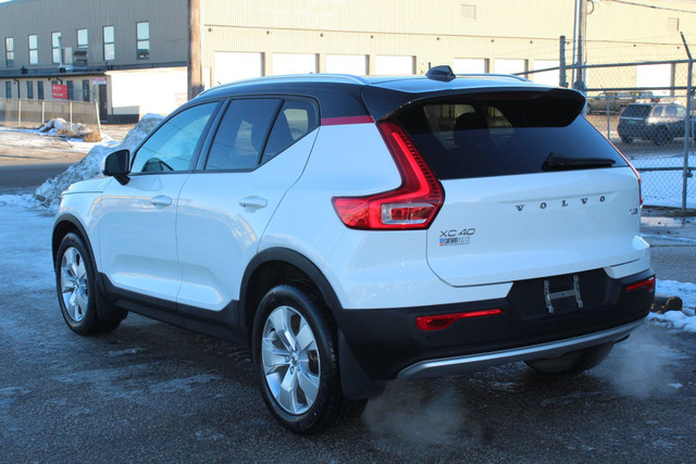 2020 Volvo XC40 T5 Momentum CLEARANCE PRICED SUPER LOW KM ACC... in Cars & Trucks in Regina - Image 3