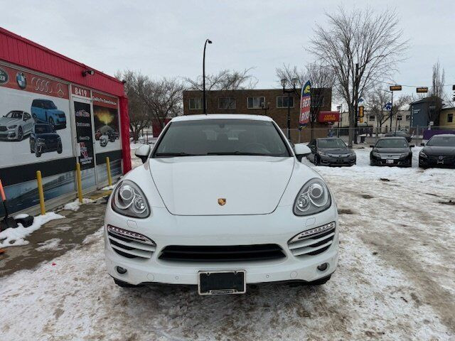 2014 Porsche Cayenne Base in Cars & Trucks in Edmonton - Image 3