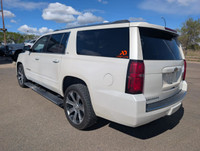 The 2015 Chevrolet Suburban LTZ blends full-size SUV capability with premium luxury and comfort. Out... (image 4)