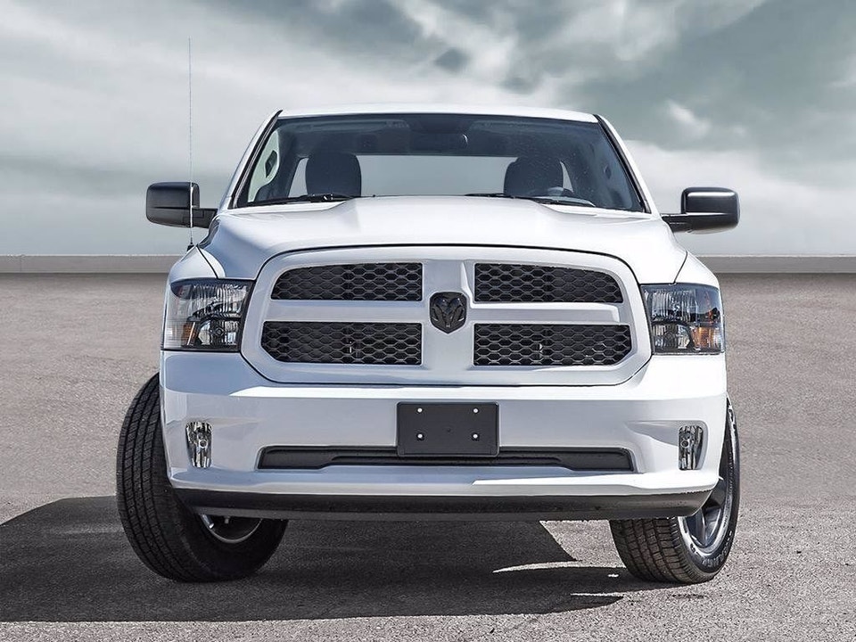 2022 Ram 1500 Classic NIGHT EDITION