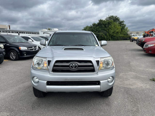 2009 Toyota Tacoma DOUBLE CAB / CREW CAB in Cars & Trucks in City of Toronto - Image 3