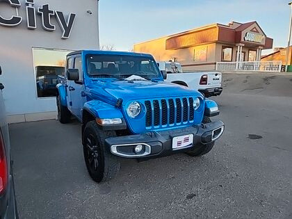 2021 Jeep Gladiator NAV, HITCH, BLACK RIMS, LOW KM'S! #166 in Cars & Trucks in Medicine Hat - Image 2