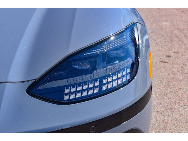 2023 Hyundai IONIQ 6 Preferred in Cars & Trucks in Pembroke - Image 2