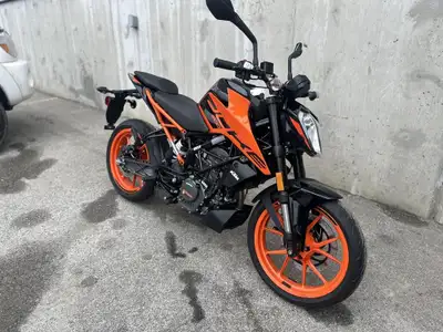 2023 KTM Duke 200 ALL IN PRICING INCLUDES | FREIGHT AND DEALER PREP- $1145| VEHICLE PROCESSING- $395...