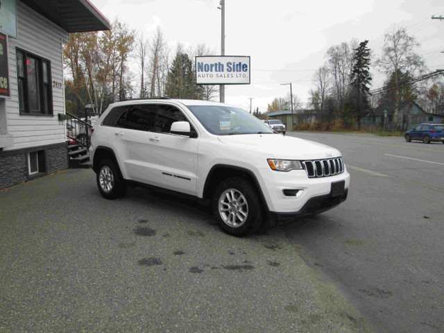 2020 Jeep Grand Cherokee Laredo in Cars & Trucks in Prince George - Image 3