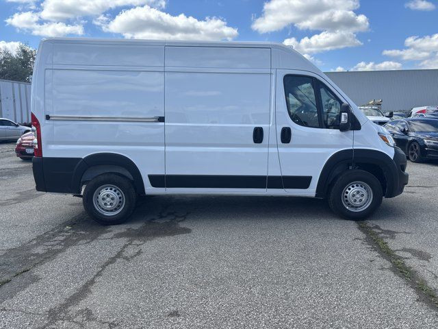 2025 Ram ProMaster Cargo Van Tradesman in Cars & Trucks in Mississauga / Peel Region - Image 4