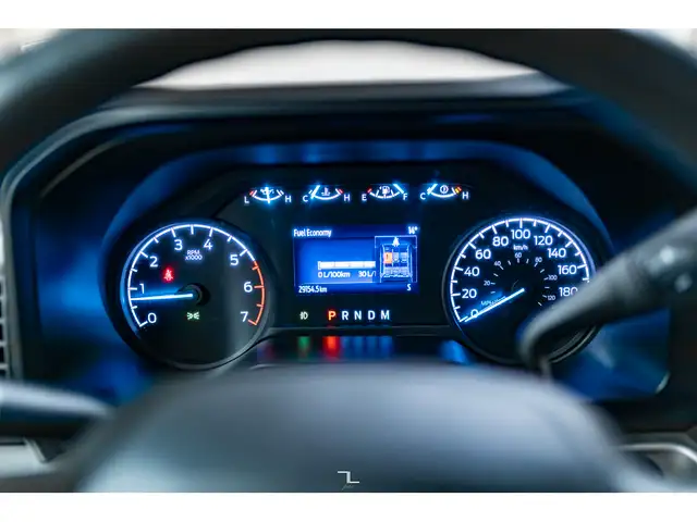 2023 Ford F-350 4x4 Crew Cab XL Deck BCam dans Autos et camions dans Grande Prairie - Image 15