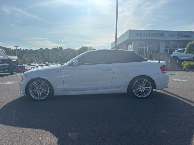 2013 BMW 135 i CONVERTIBLE | RED LEATHER INTERIOR | AUTOMATIC in Cars & Trucks in Kawartha Lakes - Image 4