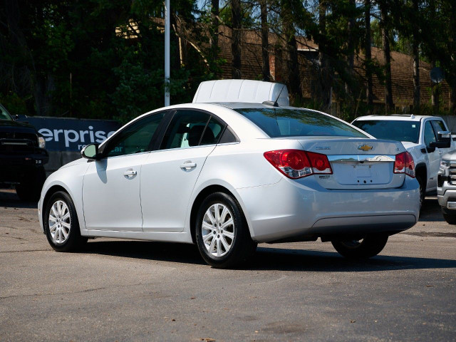 2016 Chevrolet Cruze Limited in Cars & Trucks in Kamloops - Image 2