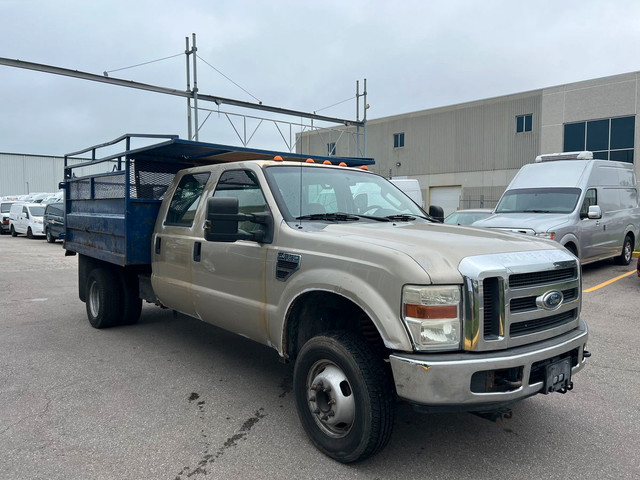 2008 Ford Super Duty F-350 SRW 2008 FORD F-350 XLT - CREW CAB -  in Cars & Trucks in Oakville / Halton Region - Image 2