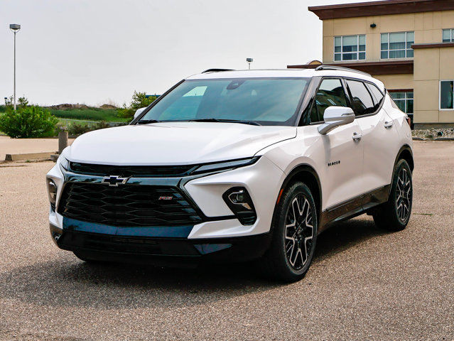 2025 Chevrolet Blazer RS in Cars & Trucks in Strathcona County - Image 4