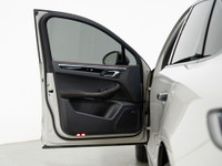 See Dealer Website for Details. Engine: V6 Cylinder Engine (image 7)