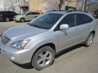 HYBRID. FINISHED IN SILVER WITH BLACK LEATHER INTERIOR. ALLOY WHEELS, A/C, SUNROOF, NAVIGATION, PREM... (image 1)